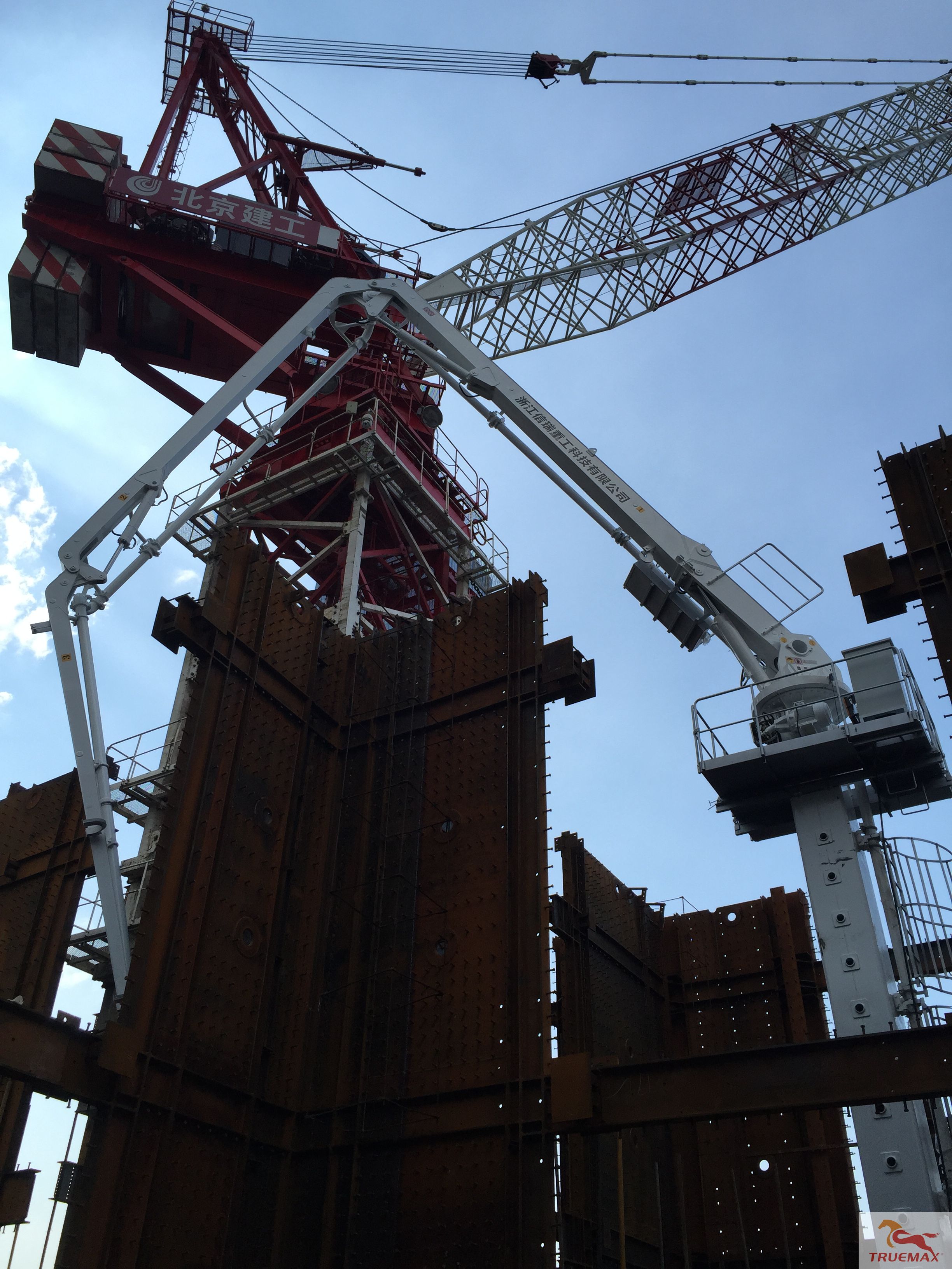 HG24A-3R布料機(jī)-北京建工-國(guó)瑞金融中心大廈項(xiàng)目-陜西西安