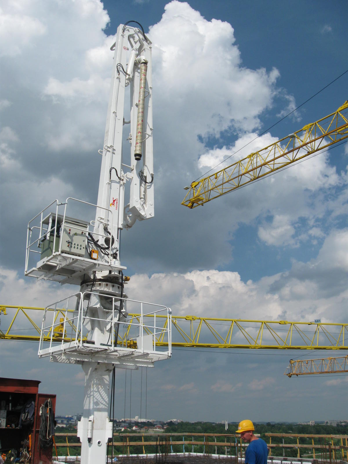 內(nèi)爬式布料機(jī)在安裝之前要確認(rèn)哪些要素？