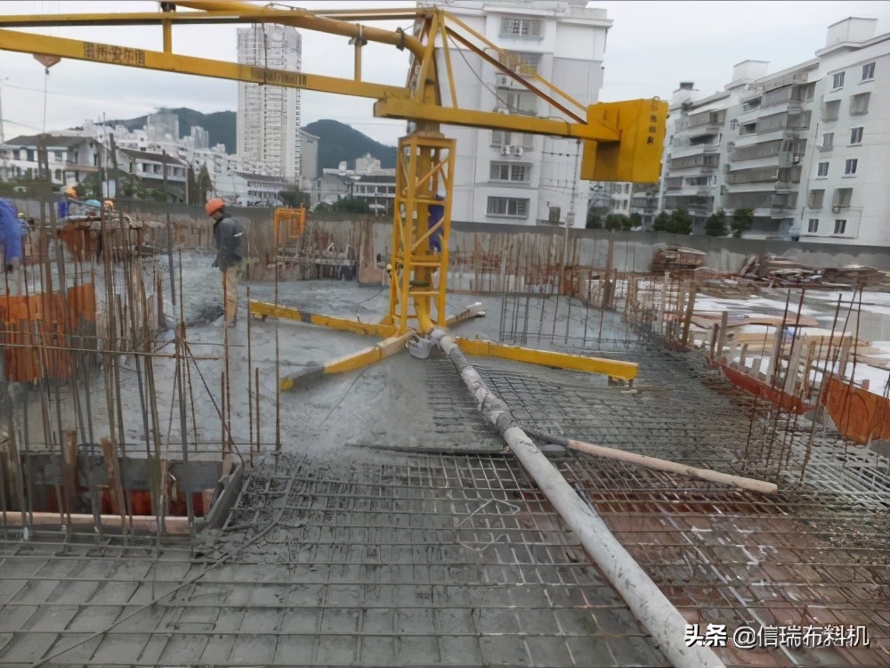 液壓布料機(jī)多型號多種類對比