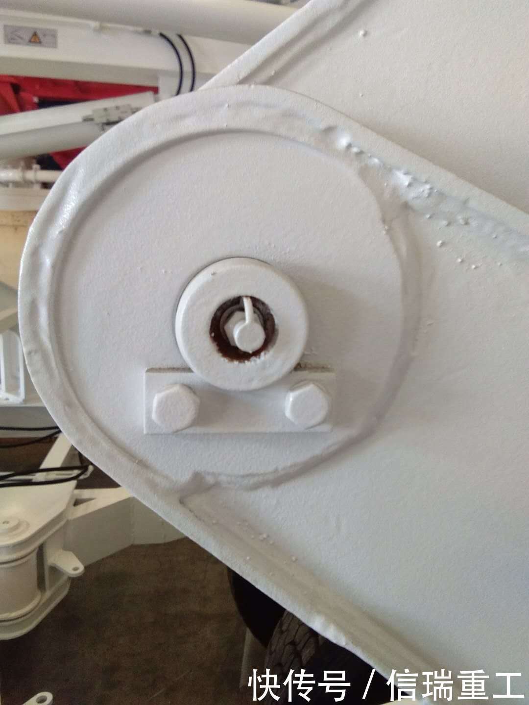 布料機(jī)黃油所需要的加的地方