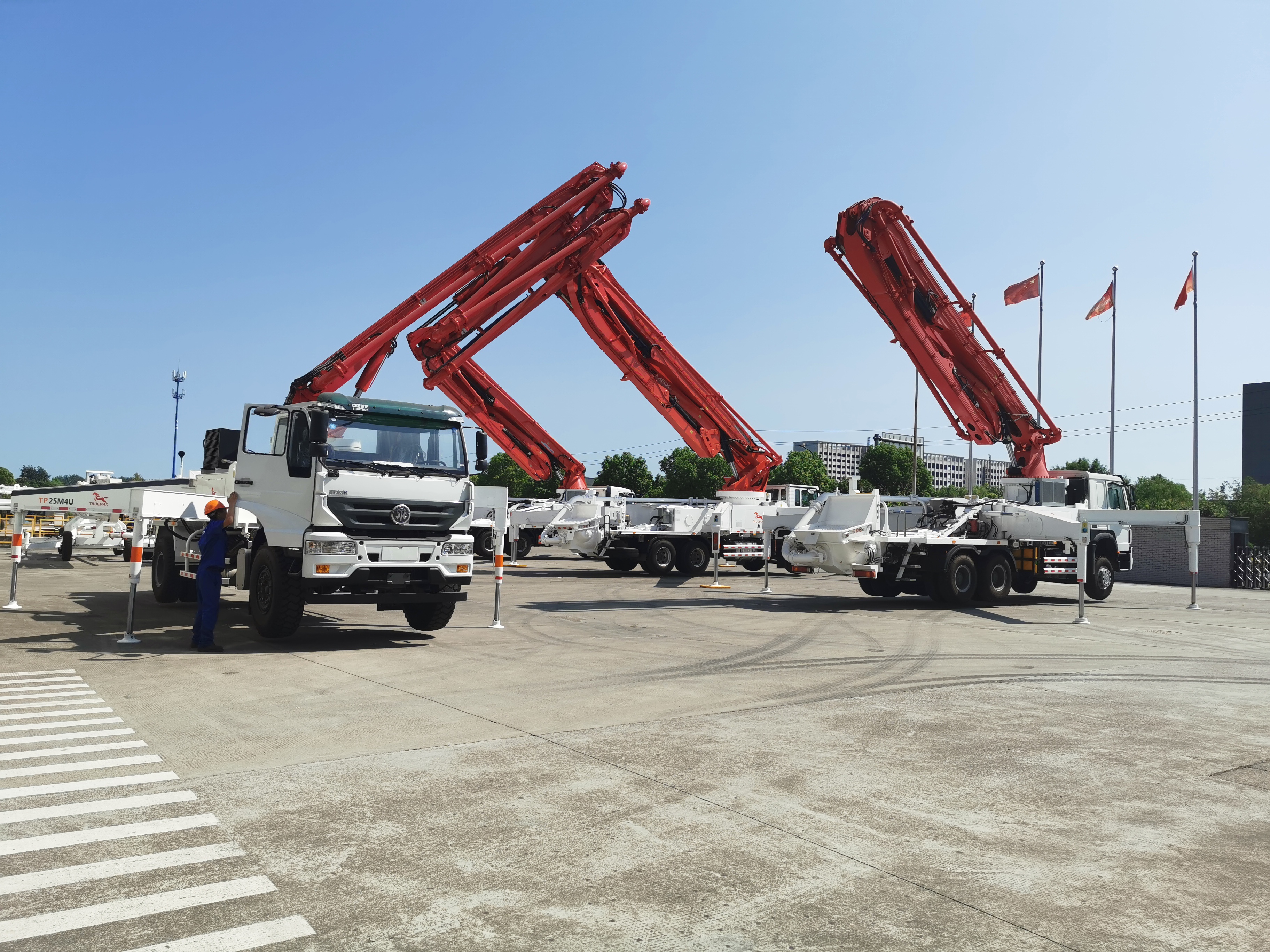 混凝土泵車施工需要什么樣的條件