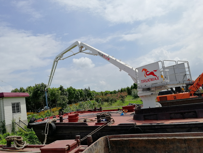 電梯井內(nèi)爬式液壓布料機(jī)你知道多少