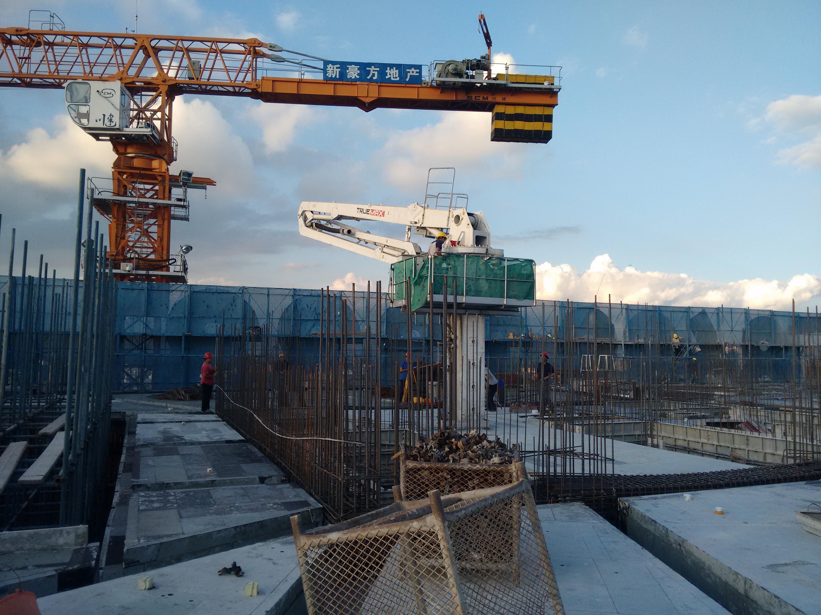 智能建設(shè)混凝土液壓布料機(jī)