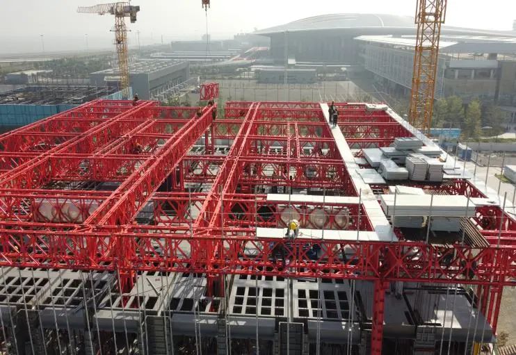 60分鐘頂升1層樓！“輕型造樓機(jī)”完美收官(圖5)