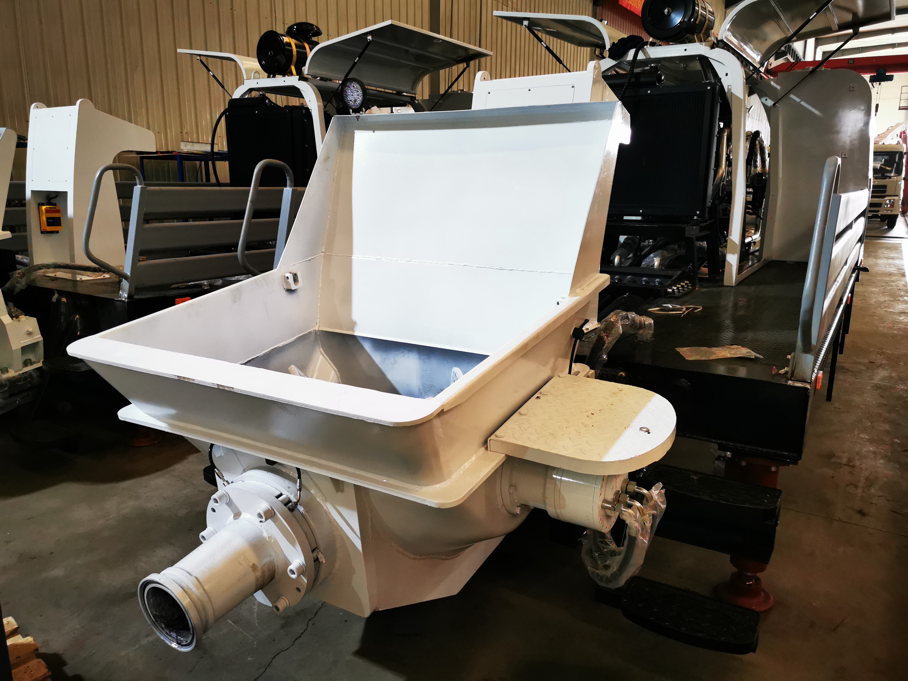 混凝土輸送泵管道清洗方法