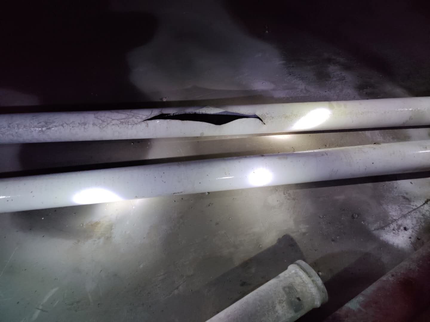 液壓布料機堵管了怎么辦(圖1) 液壓布料機堵管了怎么辦(圖1)