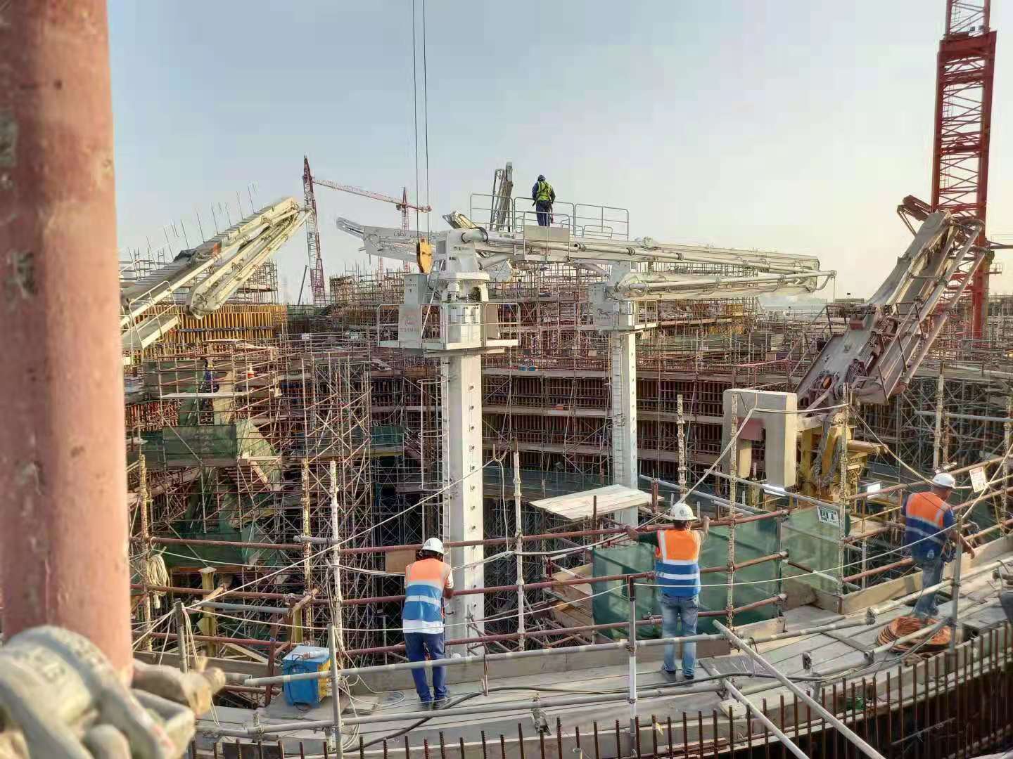 液壓布料機(jī)-扎耶德國家博物館(圖3) 液壓布料機(jī)-扎耶德國家博物館(圖3)