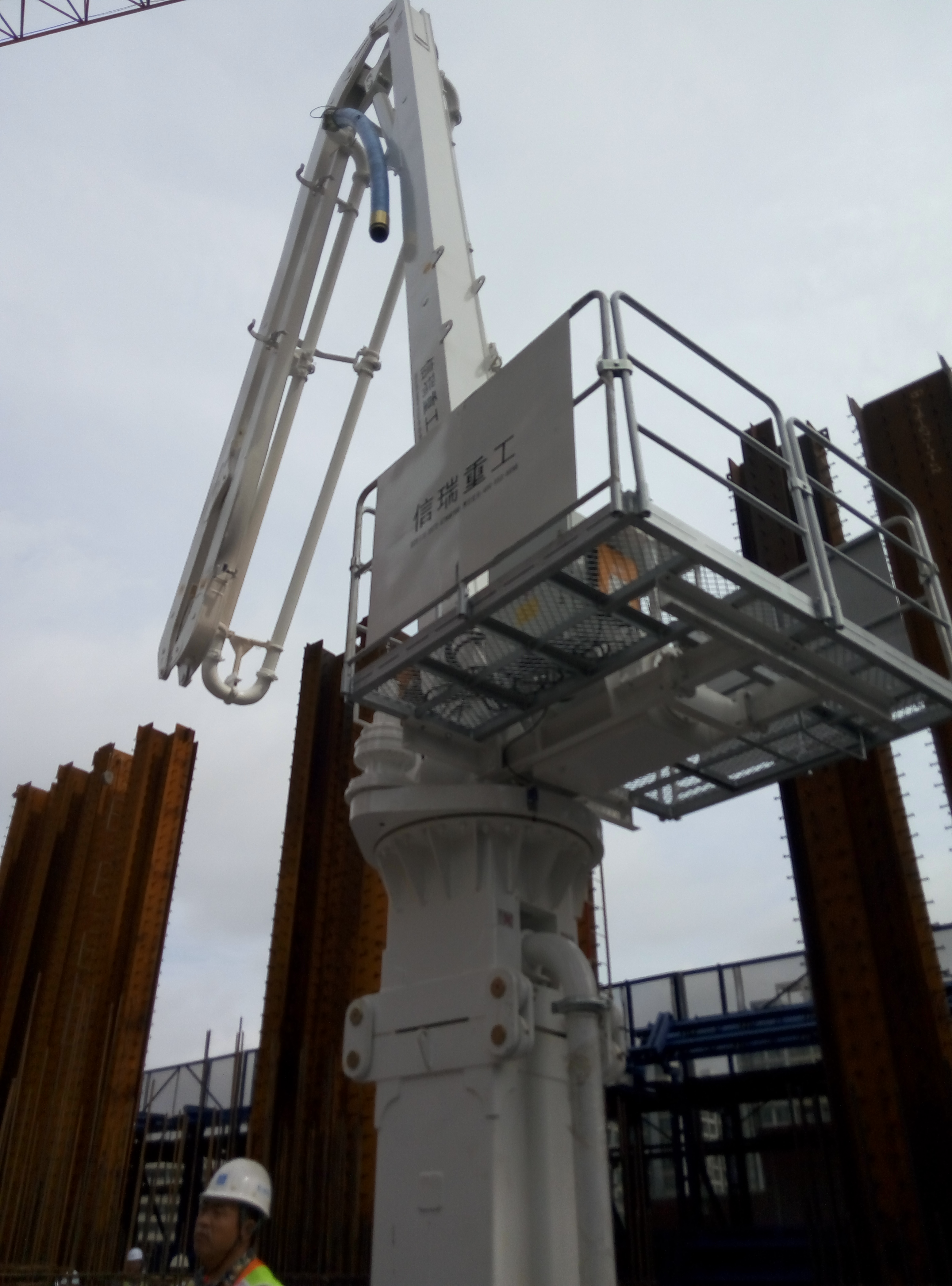 混凝土布料機(jī)小知識(shí)