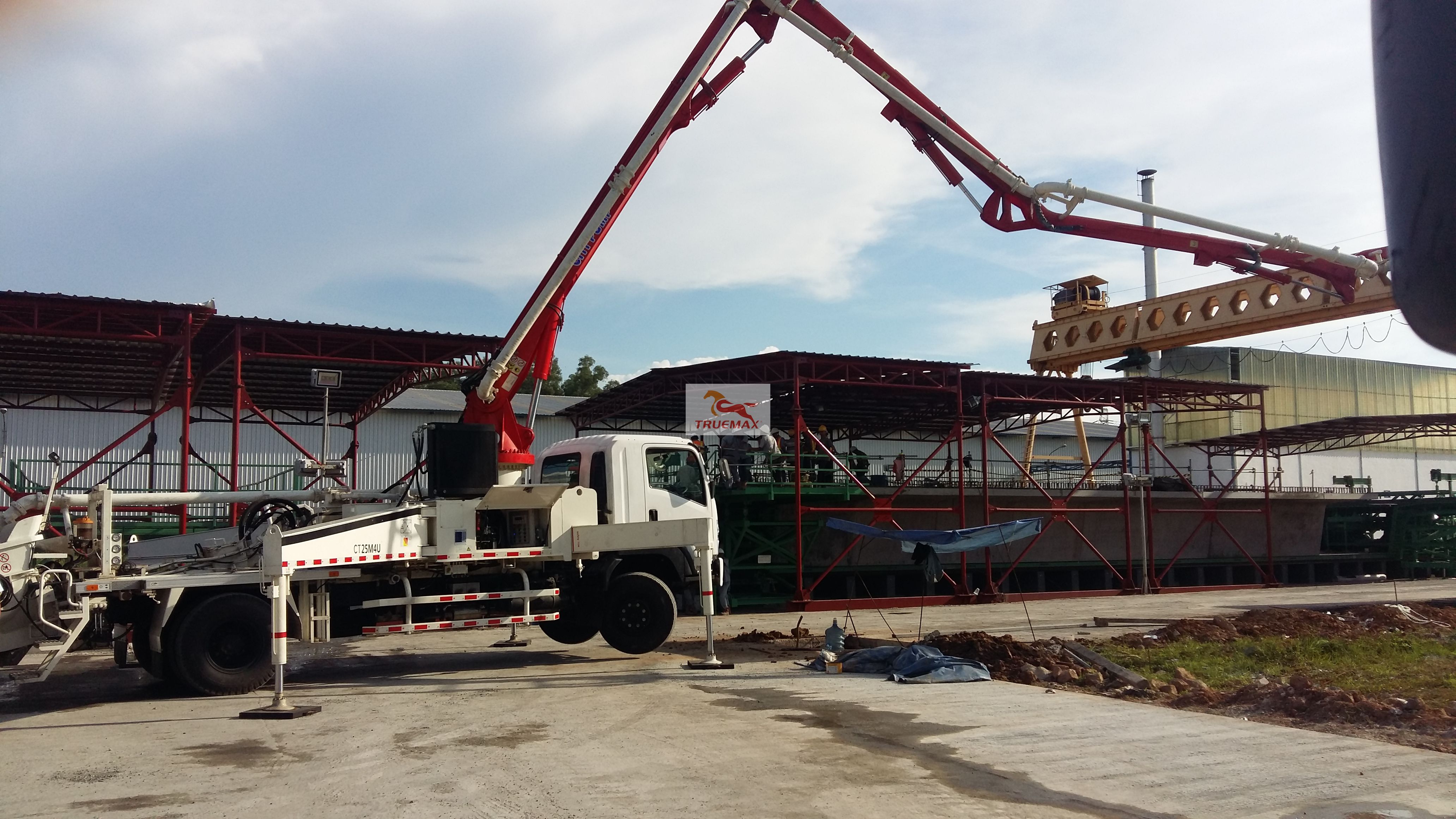 泵車.jpg 泵車.jpg